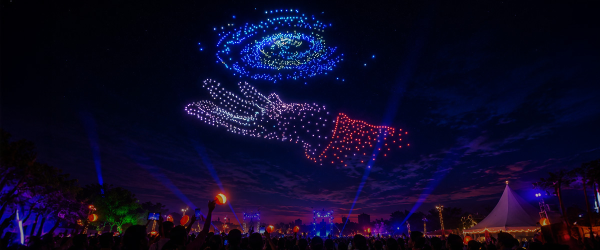 Outdoor Drone Show | BotLab
